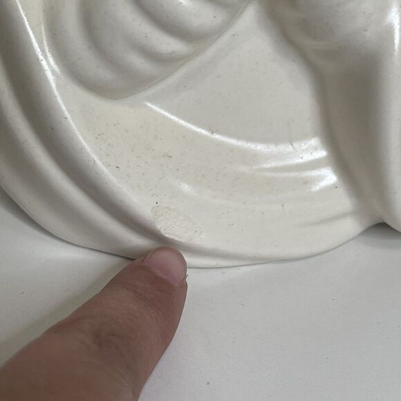 Vintage Haegar Praying Madonna Ceramic planter Made In U.S.A - Picture 14 of 14